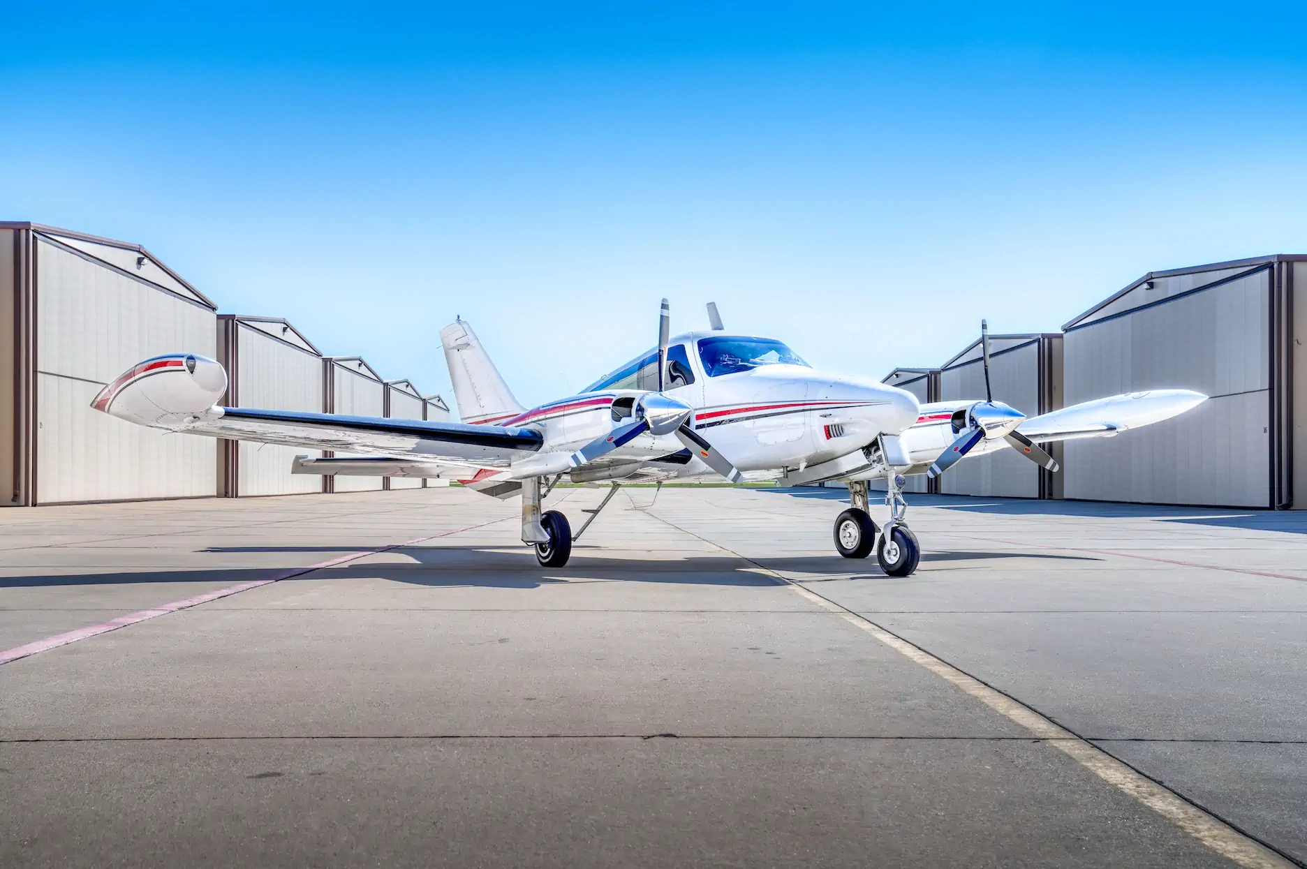 1971 Cessna 310Q N187WW on the ramp